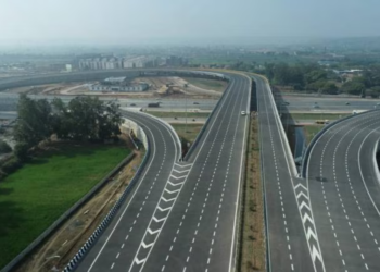 Delhi-Mumbai Expressway: New Deadlines Set for June and FY28