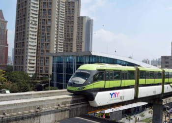 Metro Pillar Structure Collapses in Mulund: One Dead, Three Hurt