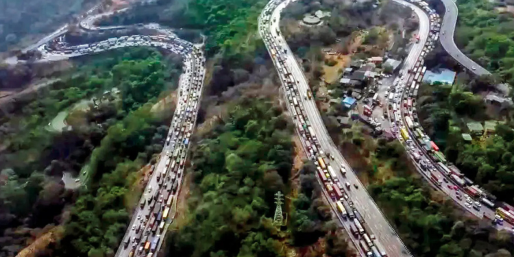 MSRDC to Pay Rs 5 Crore to Motorists Following Massive Mumbai to Pune Expressway Delay