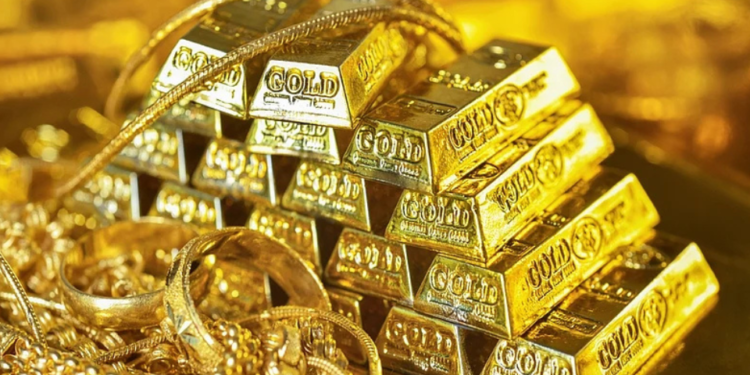 Gold Prices Slip from Recent Peaks  What Investors Should Expect Next