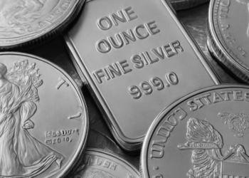 Silver Markets See Wild Price Moves as Liquidity Tightens