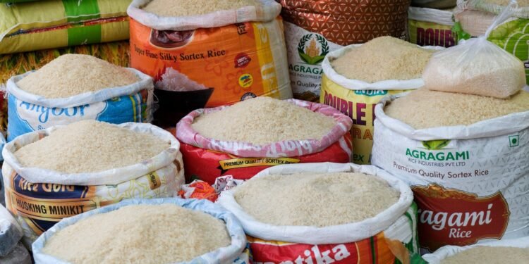 India Assures Stable Oil Supplies Despite Middle East Turmoil as Strait of Hormuz Disruptions Raise Global Energy Concerns