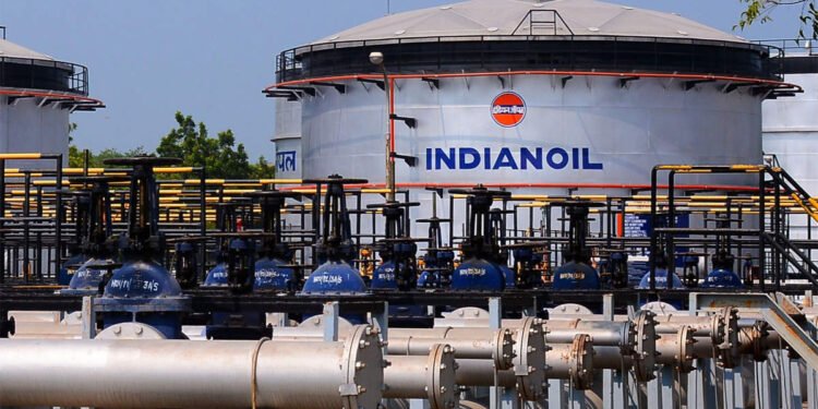 India Assures Stable Oil Supplies Despite Middle East Turmoil as Strait of Hormuz Disruptions Raise Global Energy Concerns